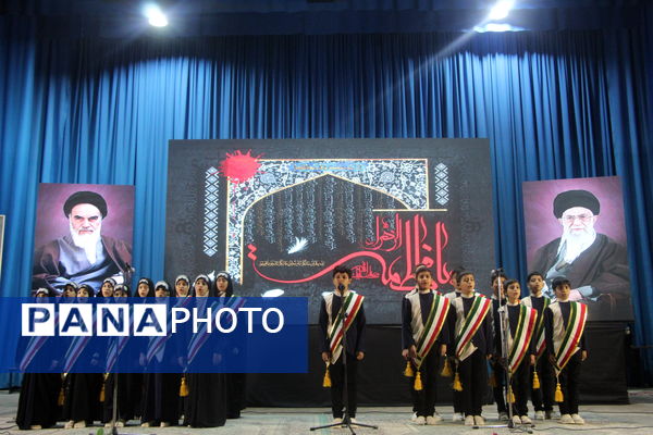 مراسم تقدیر از نخبه قرآنی دانشگاه فرهنگیان یزد 