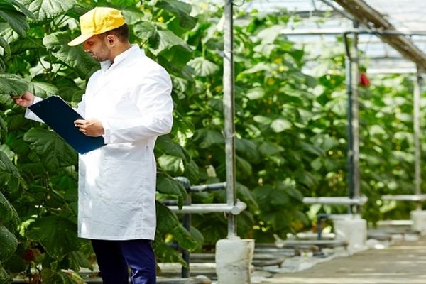 مشکلات زیرساختی و نیاز به مشارکت خیرین در نوسازی هنرستان‌های کشاروزی