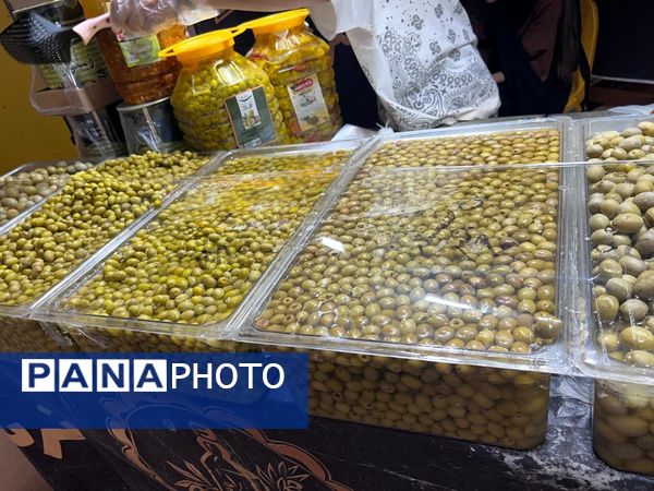 سوغاتی‌سرای شهرکرد در نمایشگاه بین المللی برپا شد

