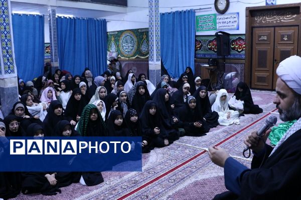  اعتکاف دانش‌آموزی در فضایی معنوی و آرام در ملارد