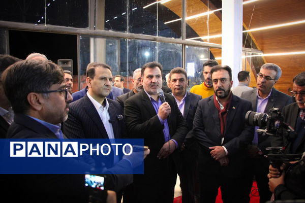 آغاز به‌کار نمایشگاه نوآوری و فناوری کاشان با ارائه دستاوردهای دانش‌آموزی