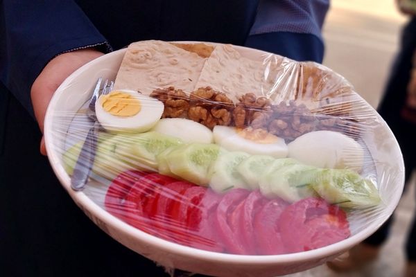 صبحانه سالم و روز تخم مرغ در دبستان شهید مجید مجیدی ناحیه دو شهرری 