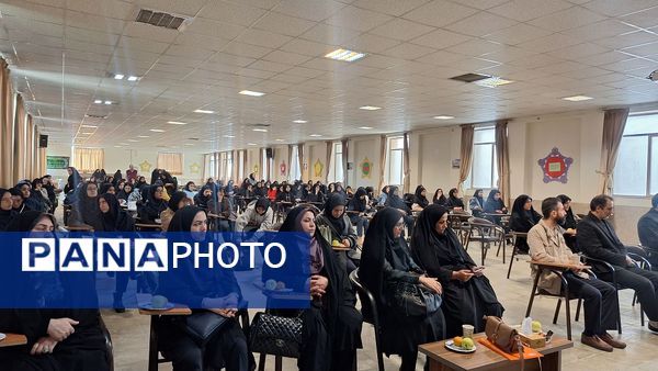 افتتاحیه جشنواره همیار معلم در دبیرستان فاطمیه ناحیه یک کرج