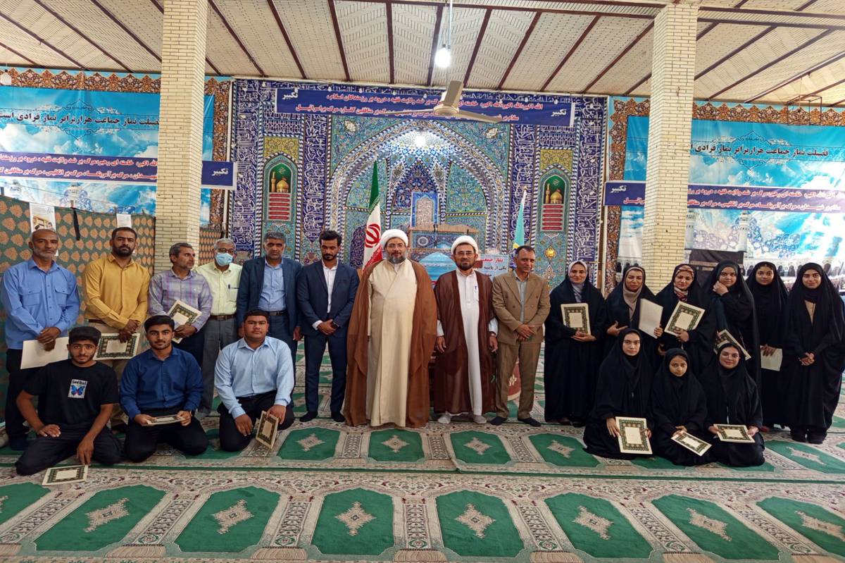 تجلیل از دانشآموزان باعث انگیزه شرکت در مسابقات بعدی میشود