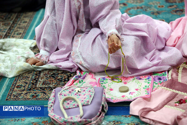 اعتکاف دانش‌آموزی در مسجد چهارده معصوم (ع)