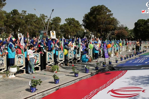 آیین افتتاحیه معنوی سی‌وهفتمین جشنواره بین‌المللی فیلم‌های کودکان و نوجوانان اصفهان برگزار شد