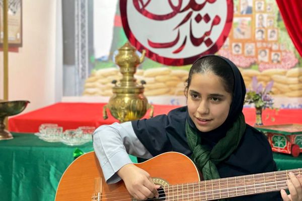 شب یلدا به روایت فرهنگ و هنر ایرانی در مدرسه نگین دانش