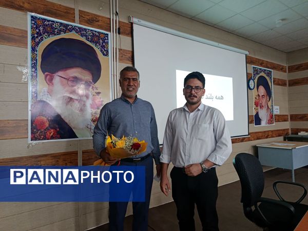 دومین کارگاه روانشناسی برای تربیت نسل فردا در حاجی‌آباد