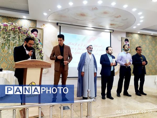 مراسم تجلیل از برگزیدگان مسابقات قرآن، عترت و نماز و جشنواره فرهنگی هنری امید فردا کاشمر