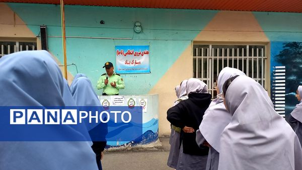 نیروی انتظامی، حامیان نظم و امنیت
