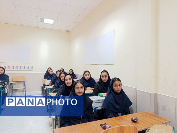 جشن جوانه ها در دبیرستان سروقد مشهد 