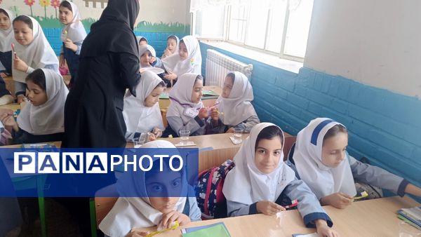 پویش مسواک خشک در مدرسه ضحی ۱ شهرستان شیروان