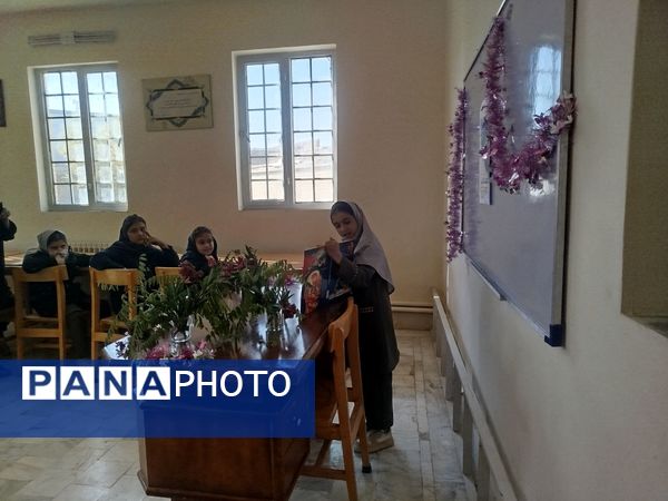 معرفی کتاب‌های  مرجع توسط دانش آموزان مدرسه شهید نجفی فدافن