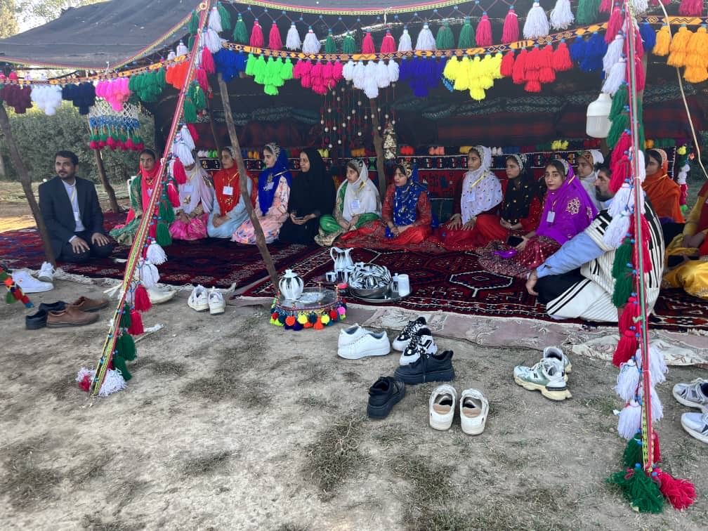 برگزاری جشنواره دانش‌آموزی عشایری خاتم در مشهد الرضا 