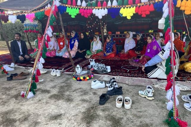 برگزاری جشنواره دانش‌آموزی عشایری خاتم در مشهد الرضا 