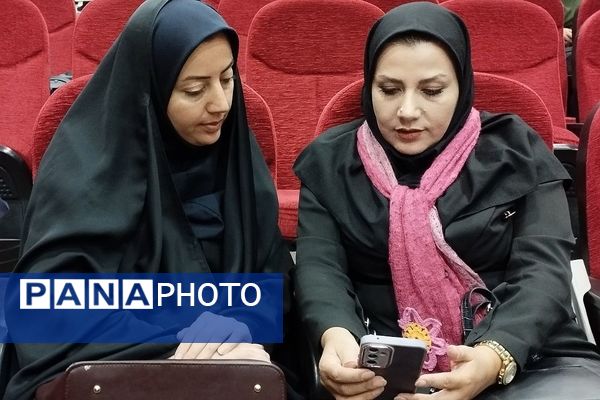 دوره ارتباط موثر با نوجوانان در ناحیه ۲ بهارستان