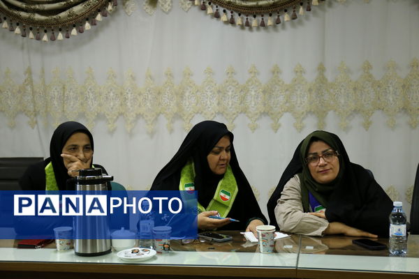 جلسه هم‌اندیشی مربیان پیشتازان استان آذربایجان شرقی