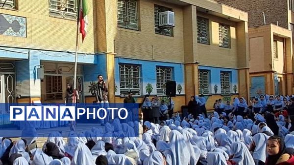 جشن میلاد‌ با‌سعادت حضرت فاطمه زهرا (س) در دبستان دخترانه فرهنگیان۲