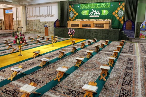 ترتیل‌خوانی بانوان در حرم حضرت معصومه(س)