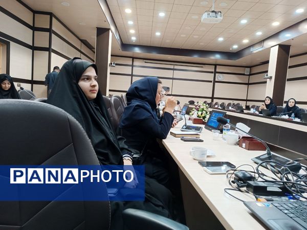 پیشران‌های توسعه؛ همایش ملی بانوان کارآفرین در مشهد کلید خورد