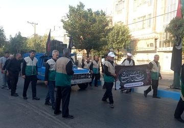 حرکت کاروان غم خادمیاران رضوی؛ ندای عشق در سوگ امام رئوف