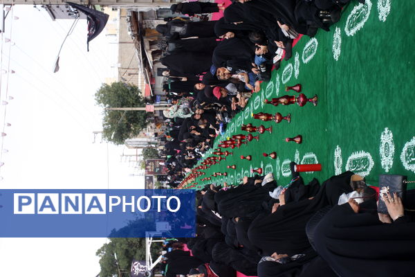 برپایی سفره حضرت رقیه(س) در زنجان