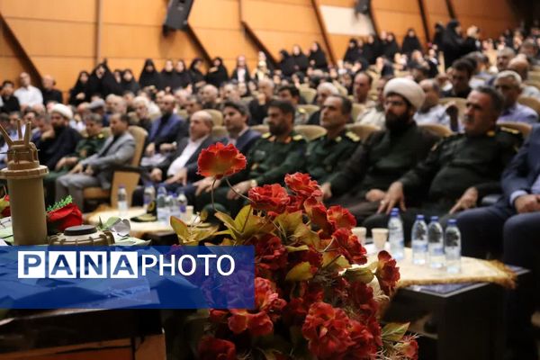 مراسم چهلم شهدای اقتدار در کوهدشت با حضور فرمانده سپاه حضرت ابوالفضل لرستان