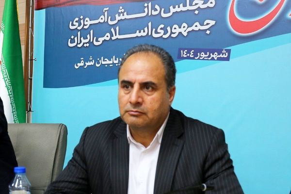 گوش شنوای نمایندگان دانش‌آموزی هستیم