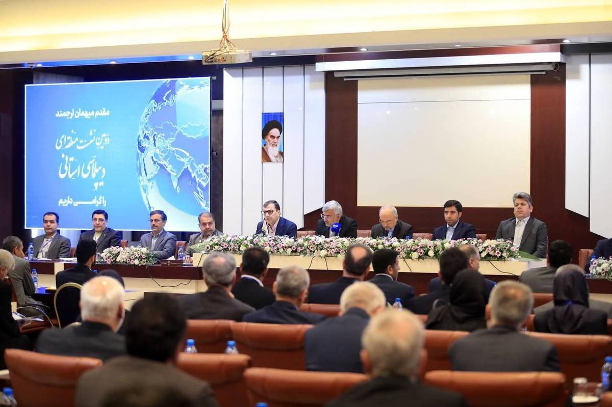 از تفویض اختیارات به استانها تا رفع موانع سرمایهگذاری در مرزها