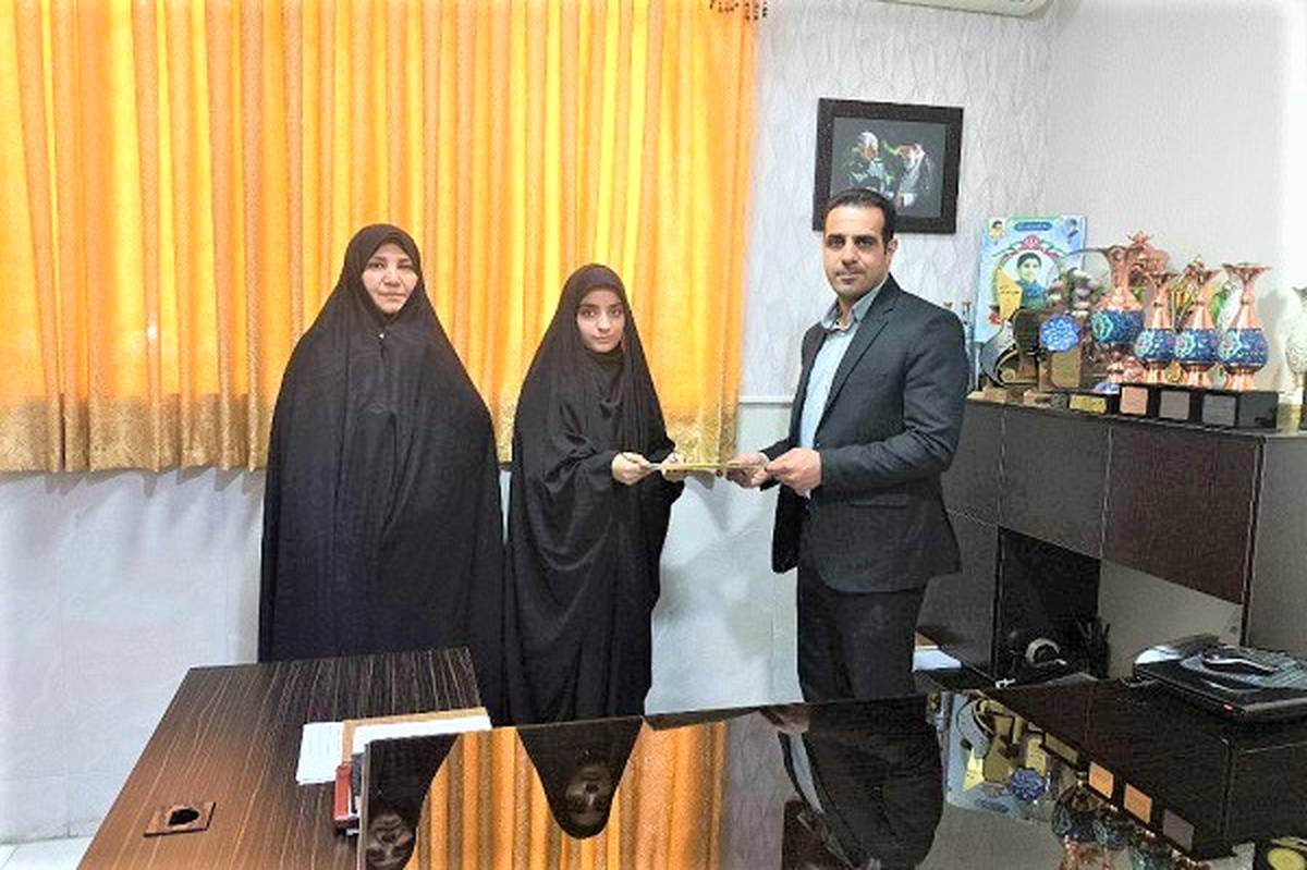 قدردانی معاون تربیت بدنی و سلامت آموزش و پرورش قم از خبرنگار برگزیده پانا