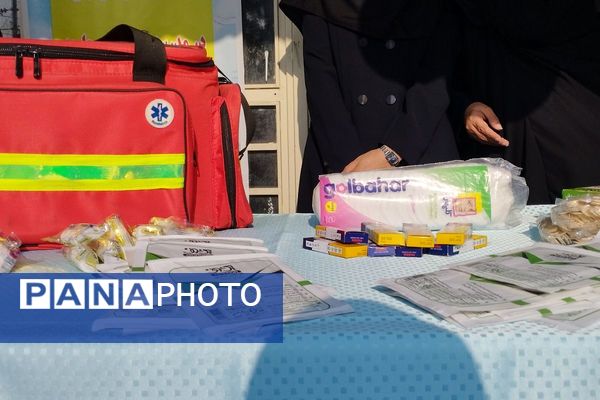 افتتاحیه سفیران سلامت در دبستان ابن‌سینا بهارستان‌دو