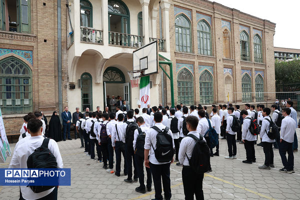 مراسم آغاز سال تحصیلی جدید در مدارس ماندگار کشور