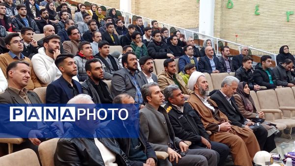  همایش تجلیل از نخبگان کنکور شهرستان اسکو 