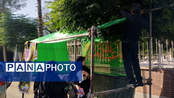برپایی موکب بین راهی در مراسم پیاده روی جاماندگان اربعین شهرستان خلیل آباد 