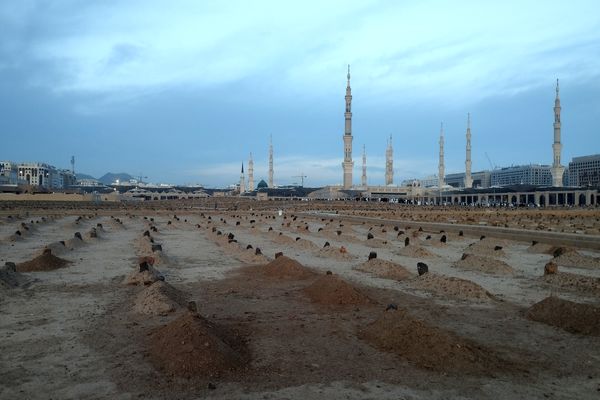 عطر آرامش در آستان پیامبر رحمت