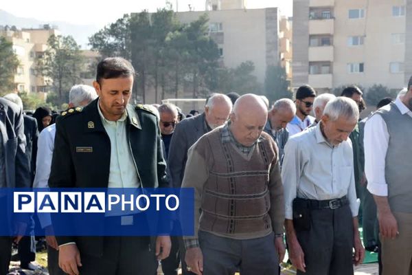 یک درس توحیدی، با نماز باران 