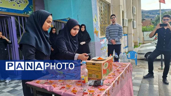 تربیت دانش‌آموز کنجکاو با آزمایش در مدرسه 