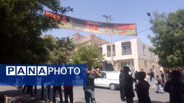 راهپیمایی جاماندگان اربعین حسینی در باخرز 