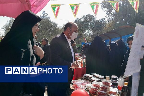 جشنواره انار در دبیرستان حجاب ورامین