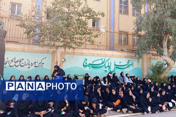افتتاحیه برنامه «مهارت آموزی ورزشی» در دبیرستان راضیه شکرایی ناحیه دو شهرری