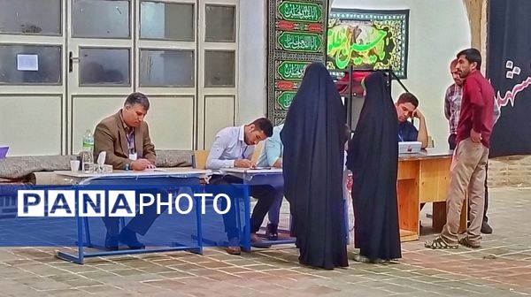 حضور پرشور مردم‌ اشتهارد برای دومین بار در پای صندوق‌های رأی