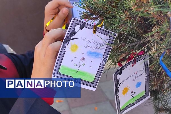 اجرای طرح «لاله‌های روشن» در دبستان شهید نوروزعلی حسینی