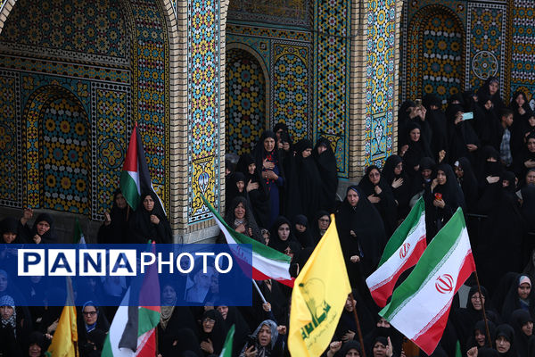 تشییع پیکرهای مطهر 8 شهید جنایات رژیم صهیونیستی در قم