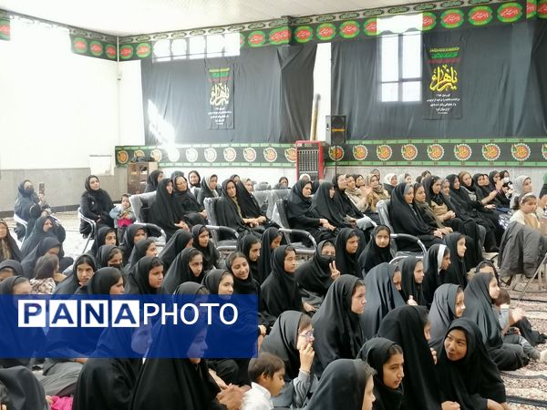 مراسم ولادت حضرت فاطمه(س)در حسینیه حسینی روستا ارغا شهرستان خلیل آباد 