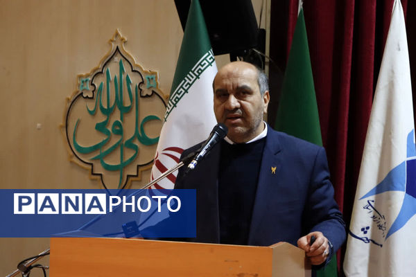 همایش تقدیر از پژوهشگران و فناوران برتر خراسان رضوی و تجلیل از جهادگران علم و فناوری