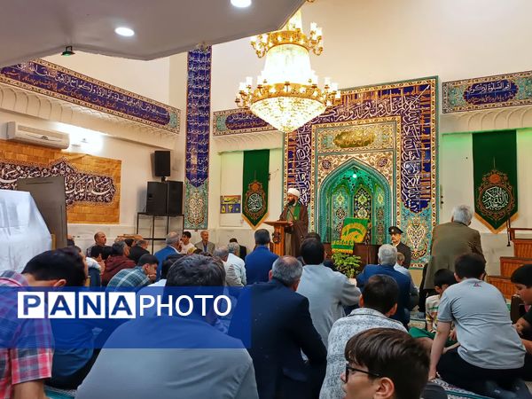 پرچم متبرک امام رضا (ع) در جشن ولادت امام رئوف در مسجد امام حسن عسکری (ع) بجنورد 