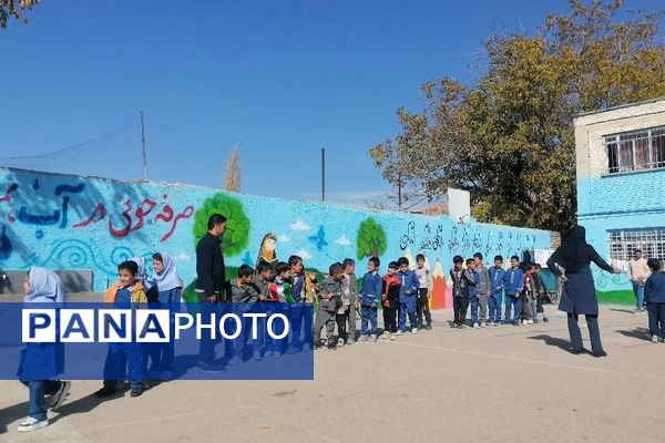 روز دانش آموز در دبستان شهید سید خلیل رضوی نیشابور