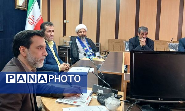 برگزاری جلسه شورای معاونان آموزش و پرورش ناحیه۳ کرج