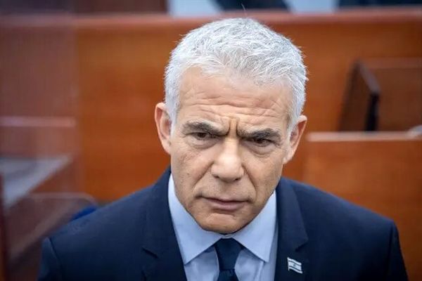 لاپید: اکثریت اسرائیلی ها موافق طرح آتش بس ترامپ هستند