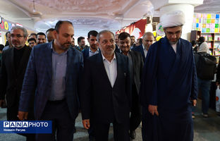 رفاقت با کتاب، شرط زندگی خوشبخت در آینده است